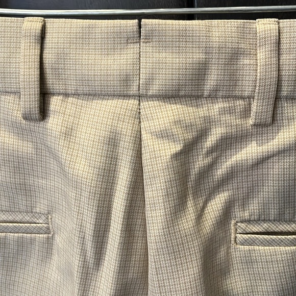 Daniel Cremieux Signature Collection Cream & Tan Dress Shorts. Sz. 32 Polyester - Picture 7 of 10